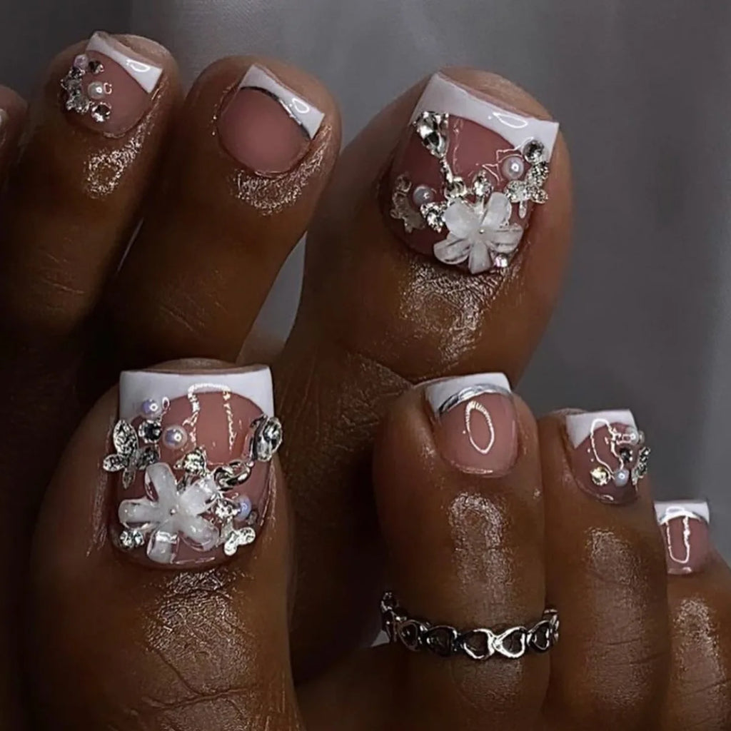 24Pcs Short Square Head French Fake Toenails with 3D Flower Design Press on False Nails Pink Simple Wearable Full Cover Nail Tip