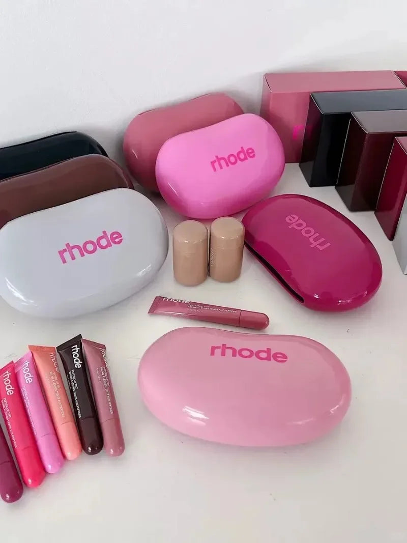 Hot Brand Fashion Cosmetics Portable Pocket Gift Bag Lip Gloss with Pattern Paste Powder Blusher Stick Blush Cream Daily Makeup