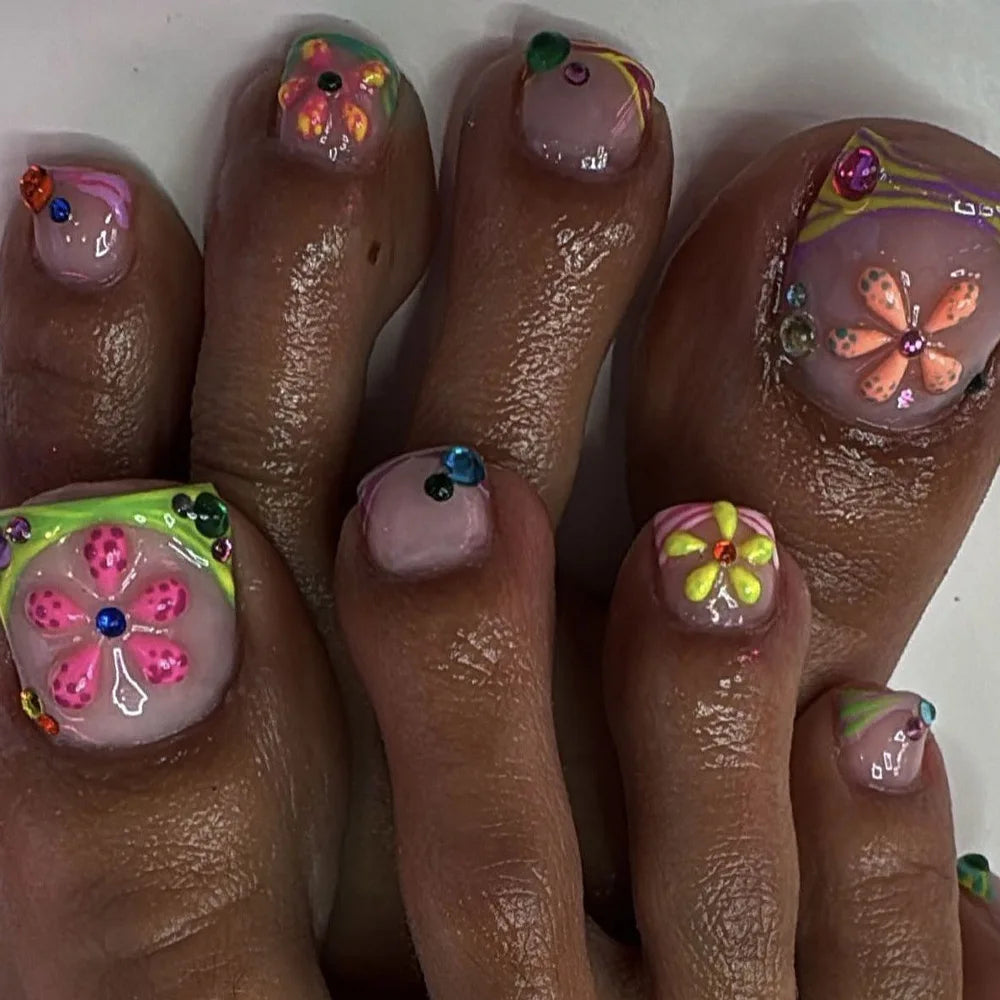24Pcs Short Square Head French Fake Toenails with 3D Flower Design Press on False Nails Pink Simple Wearable Full Cover Nail Tip