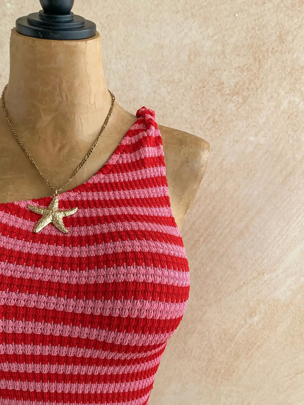 Women's Pink Striped Bohemian Two-Piece Set with One-Shoulder Tank Top & Hot Shorts, Summer Casual Outfit for Island Vacation